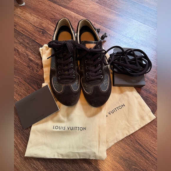 Louis Vuitton rare sneakers size 37.5 - Picture 1 of 4